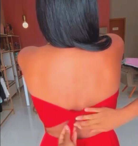truque de amarração para esconder sutiã em vestido de costas abertas